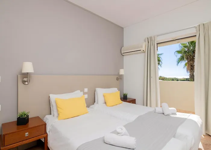 Cavo D'oro Hotel *